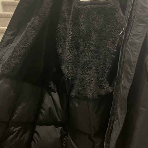 COPY - TNA Summit Parka - Picture 6 of 9